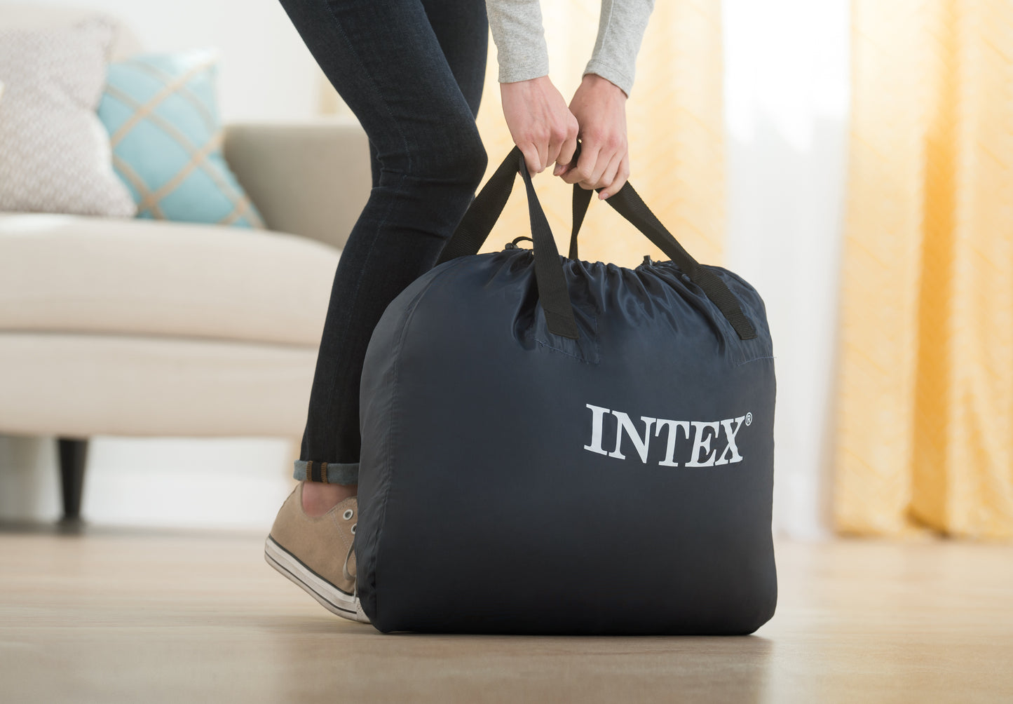 Intex Queen Ultra Plush Airbed 152cm x 203xm x 46cm 64428